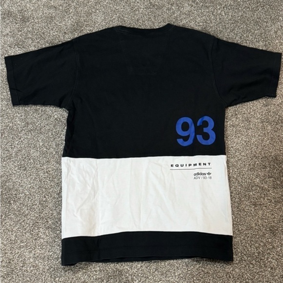 Adidas Men’s EQT Colorblock T-Shirt Graphite White | Size Medium - Picture 5 of 8